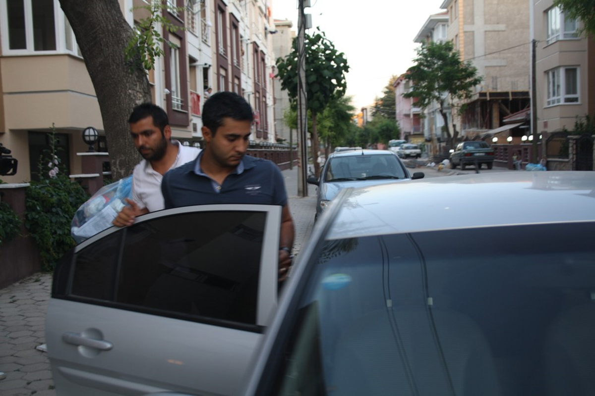 Eskişehir\'de İki Muvazzaf Subayın Evlerinde Yapılan Aramalar