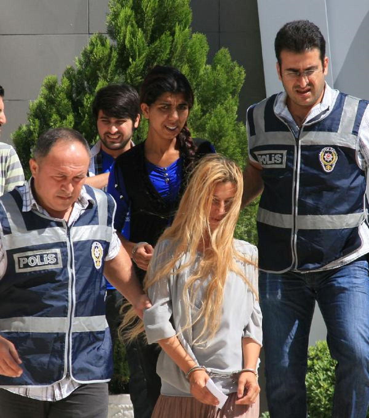 Hırsızlar, Çalıntı Altınların Sahibi Çıkınca Yakalandı