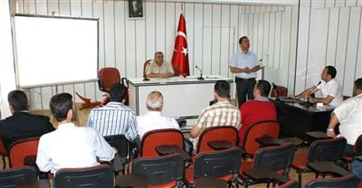 İnternet Kafe Sahiplerine Eğitim Verildi