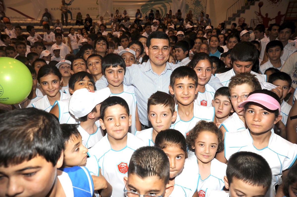 Kepez Belediyesi Yaz Spor Okulu Açılıyor