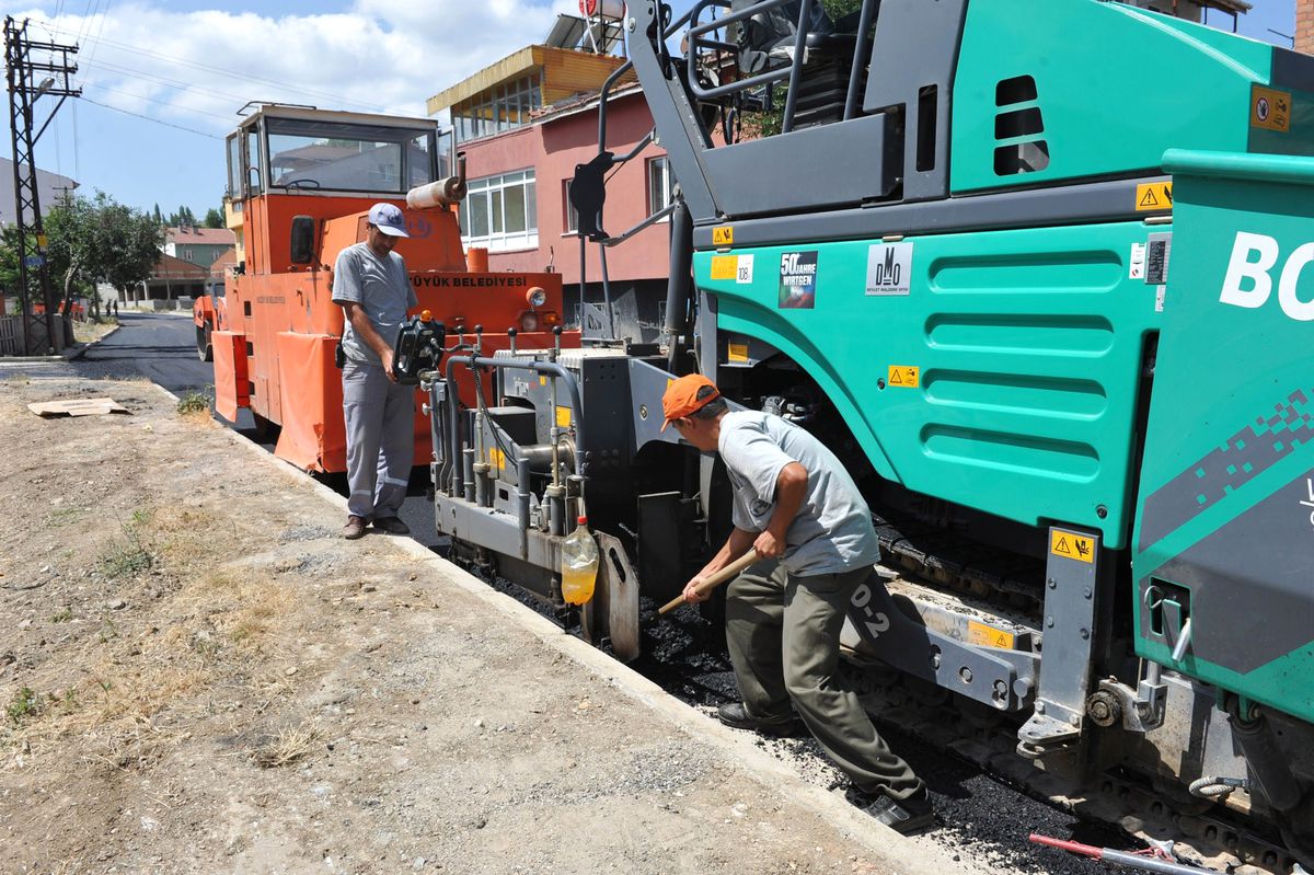 Mermerli Caddesi Asfaltlandı