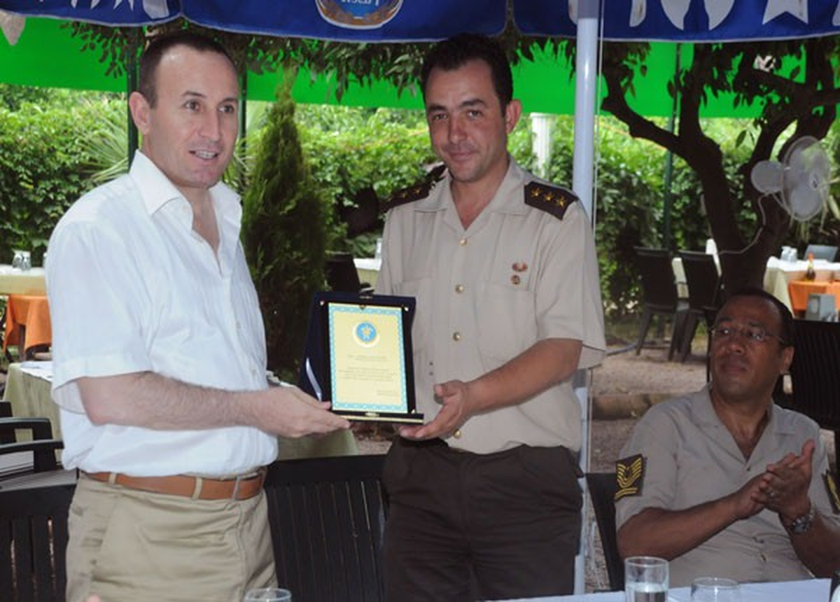 Mezitli Jandarma Komutanına Veda Yemeği