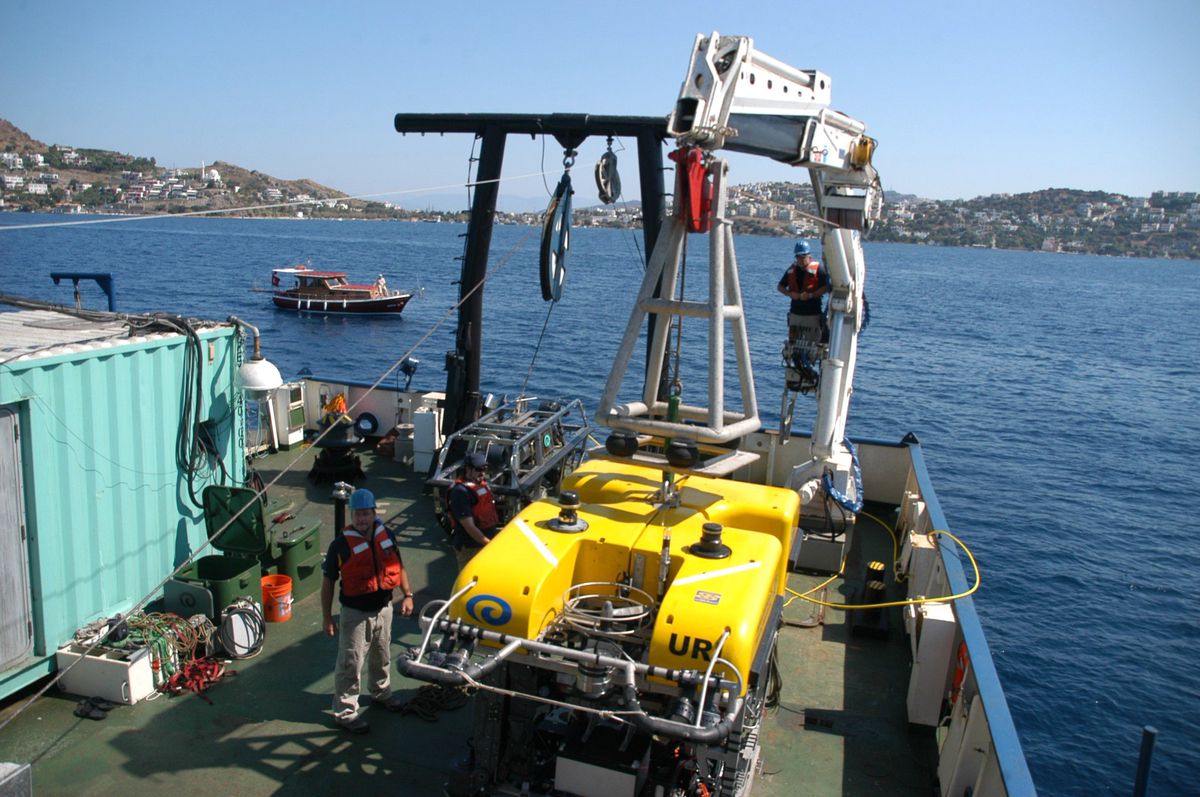Nautilus Araştırma Gemisine Görev Geldi