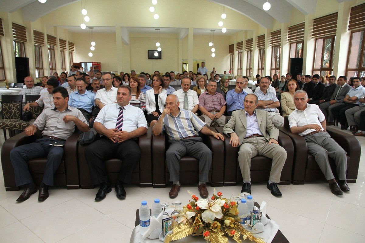 Rte Üniversitesi\'nde Memurlar Yemin Etti