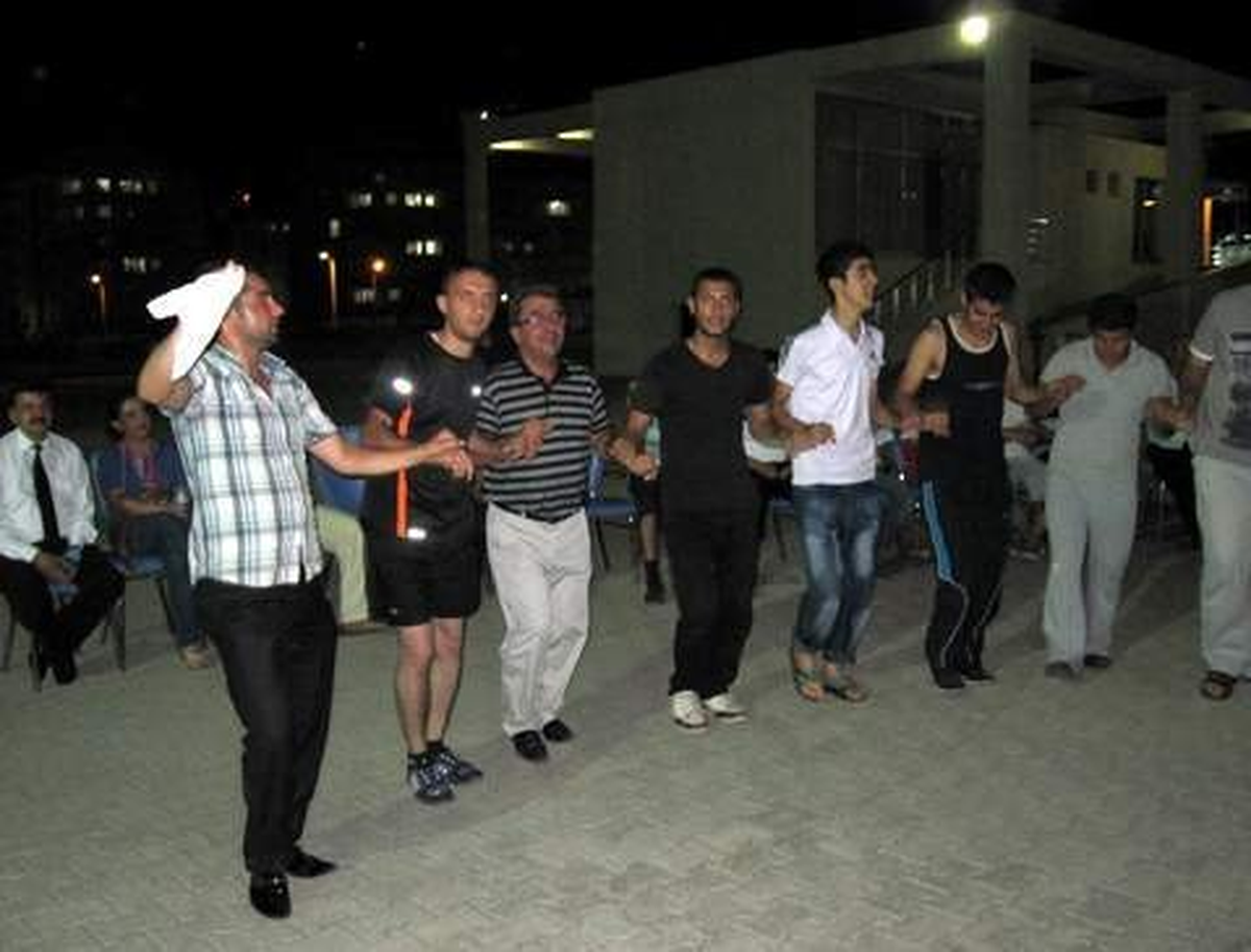 Seyyahlı Gençlerin Eğlence Gecesi