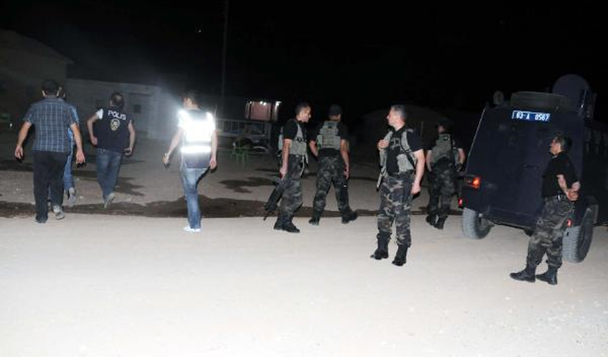 Telefon Dolandırıcılarına 8 İlde Operasyon; 50 Gözaltı