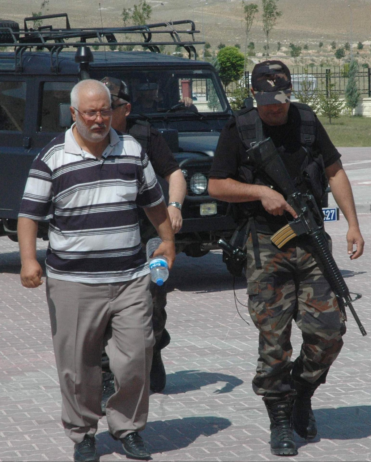 Yer Kavgasında 5 Kişi Tutuklandı