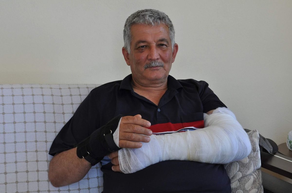 Yürüyen Merdiven Eylemcisi Yaralandı
