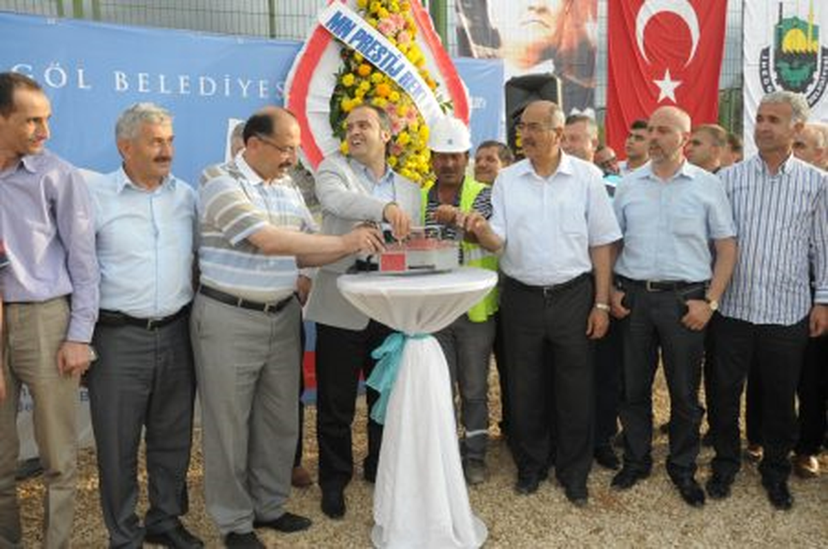 Atletizm Pisti ve Antrenman Sahası\'nın Temeli Atıldı