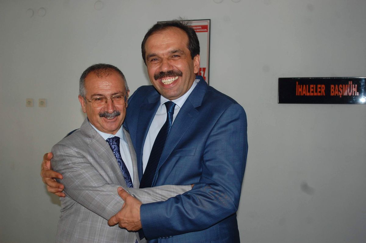 Çevre ve Şehircilik Bakan Yardımcısı Balta\'dan Karayolları Trabzon Bölge Müdürü Tuncer\'e Ziyaret