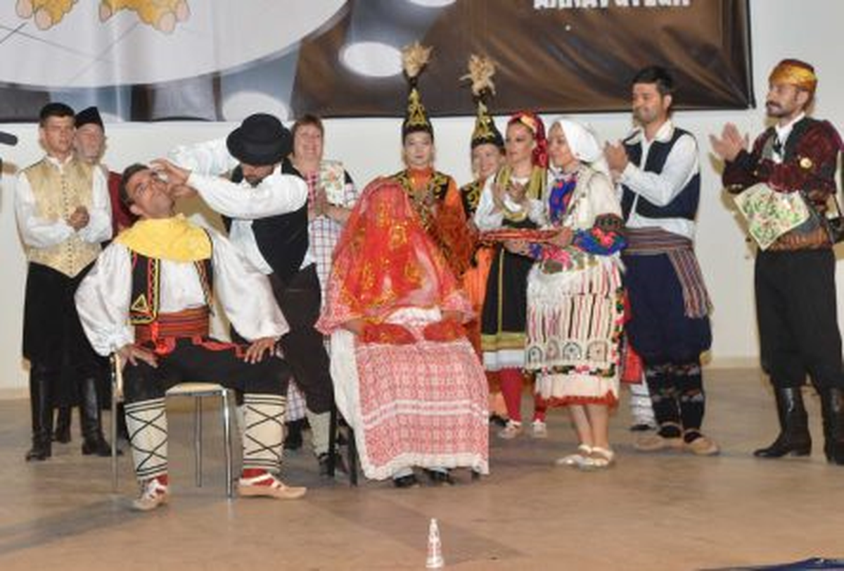 Halk Dansları Festivalinde Muhteşem Gala