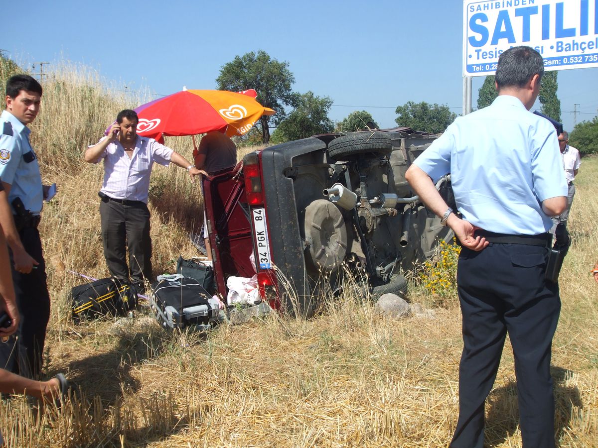 Kazazedeye Şemsiyeli Koruma