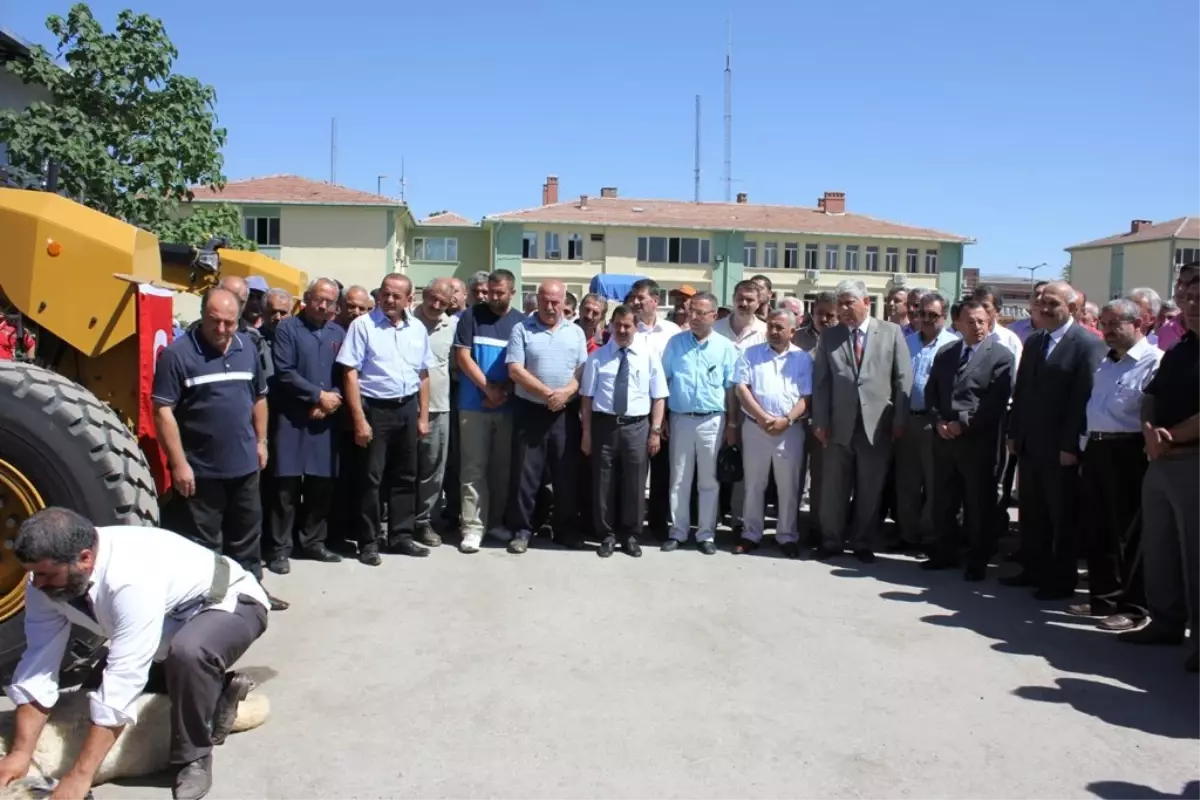 Malatya İl Özel İdaresi Eski Model İş Makinelerinden Kurtuluyor