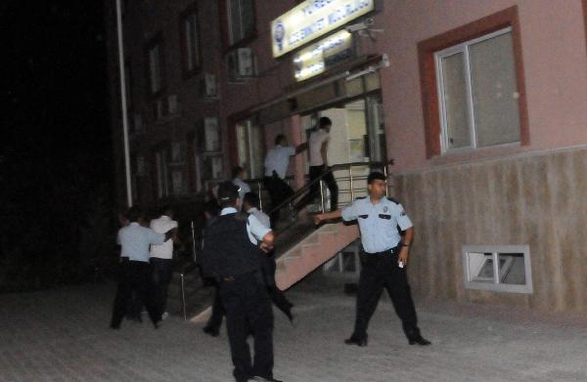 Torbacılar Çatıştı: 2 Ölü, 1 Yaralı