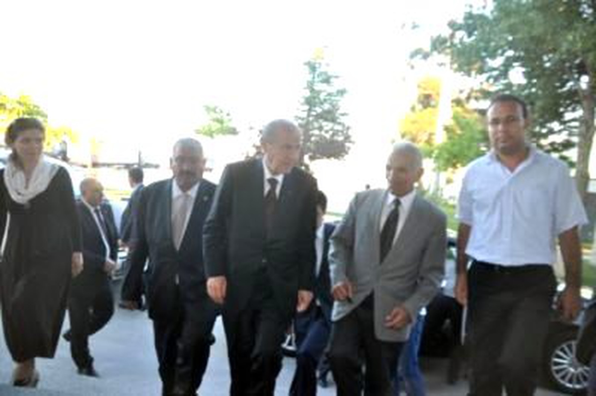 Balkanlar Turuna Çıkan MHP Lideri Bahçeli Yurda Döndü