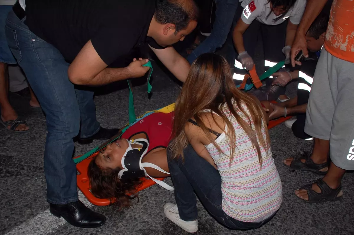 CHP Milletvekili Cihaner\'in Yengesi Kazada Ağır Yaralandı