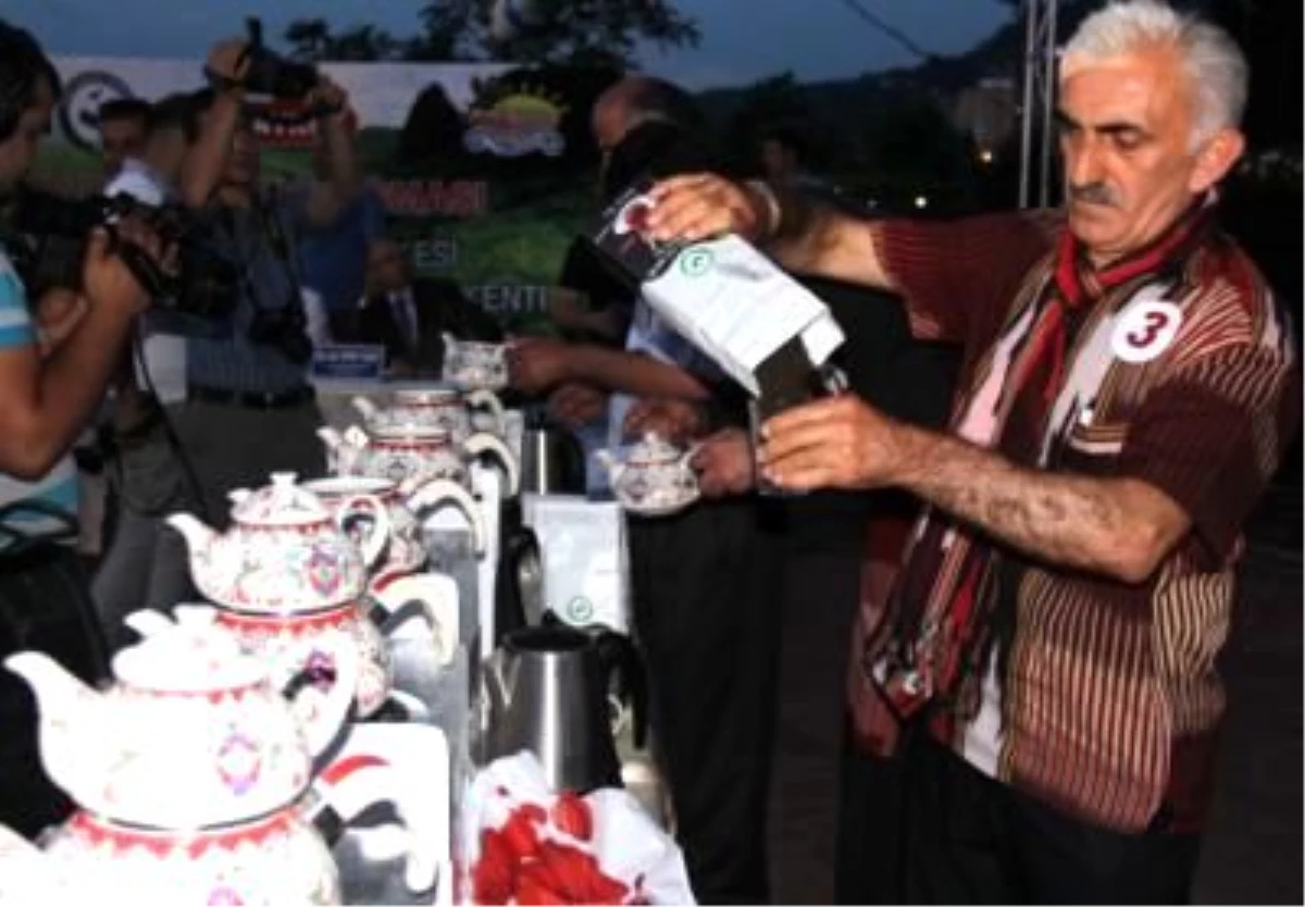 Dünyada İlk Kez "Çay Demleme" Yarışması Yapıldı