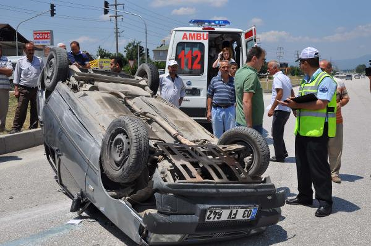 Düzce\'de Kaza: 5 Yaralı