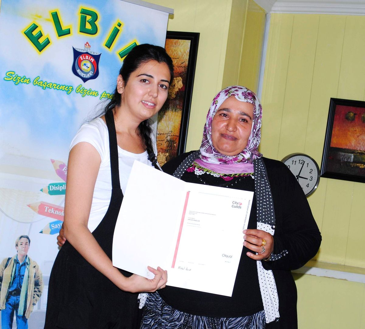 Elbim\'den Aile Birleşim Sınavında Yüzde Yüzlük Başarı