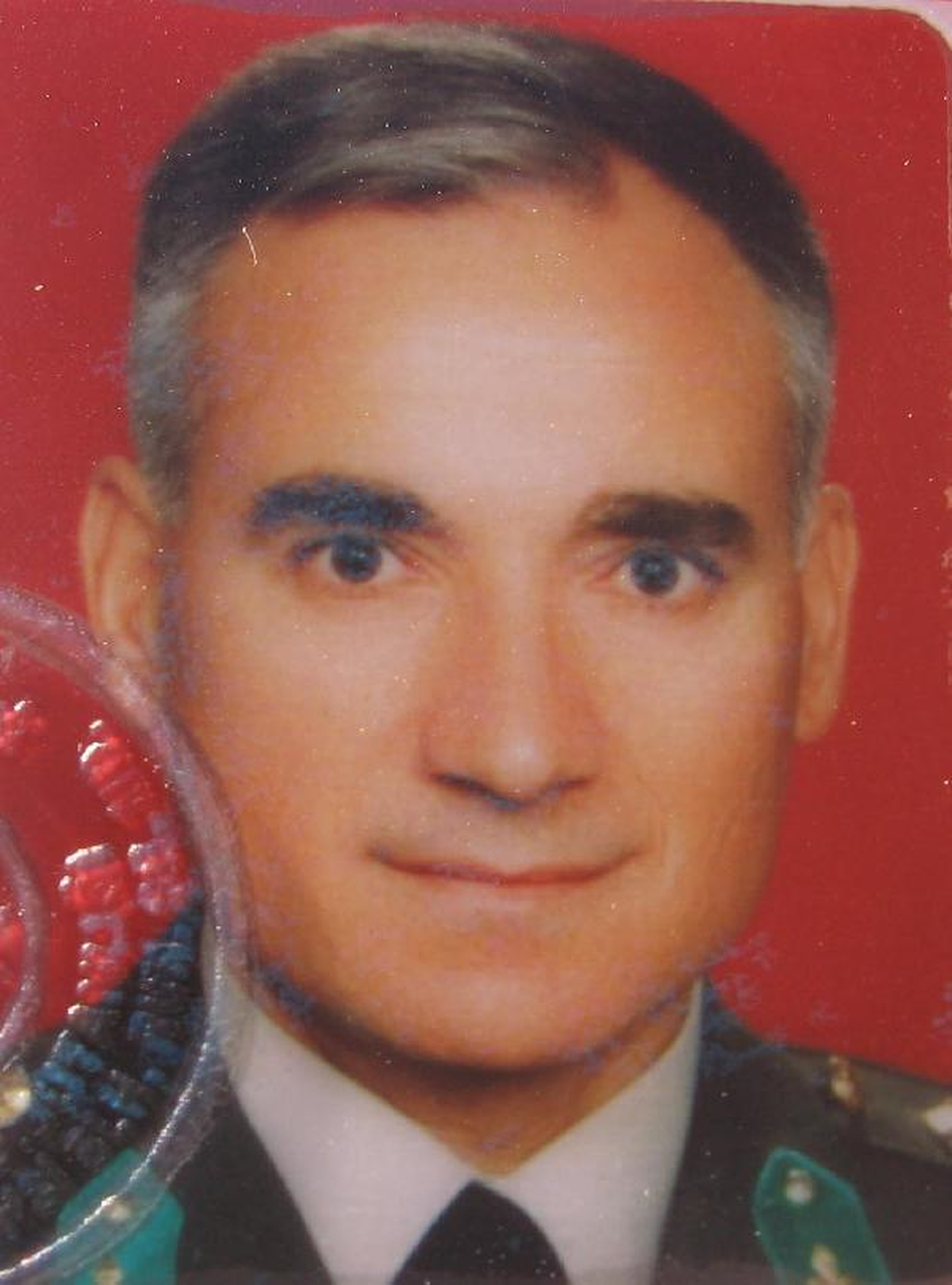 Emekli Yarbay, Beylik Tabancasıyla İntihar Etti