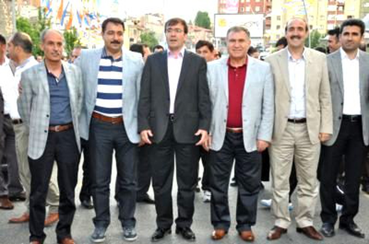 Gap Yaz Oyunları Kortej Yürüyüşü Renkli Görüntülere Sahne Oldu