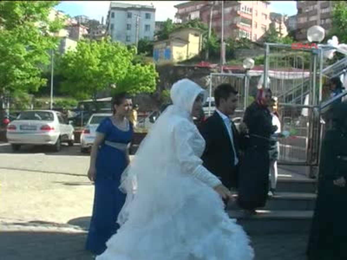 Düğün Salonunda Hırsızlık Şoku