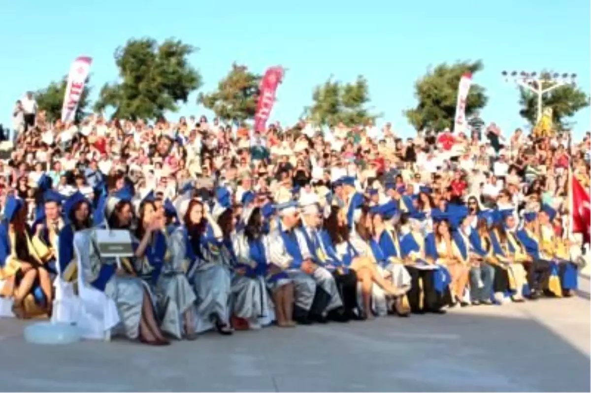 İyte 2011-2012 Mezuniyet Töreni