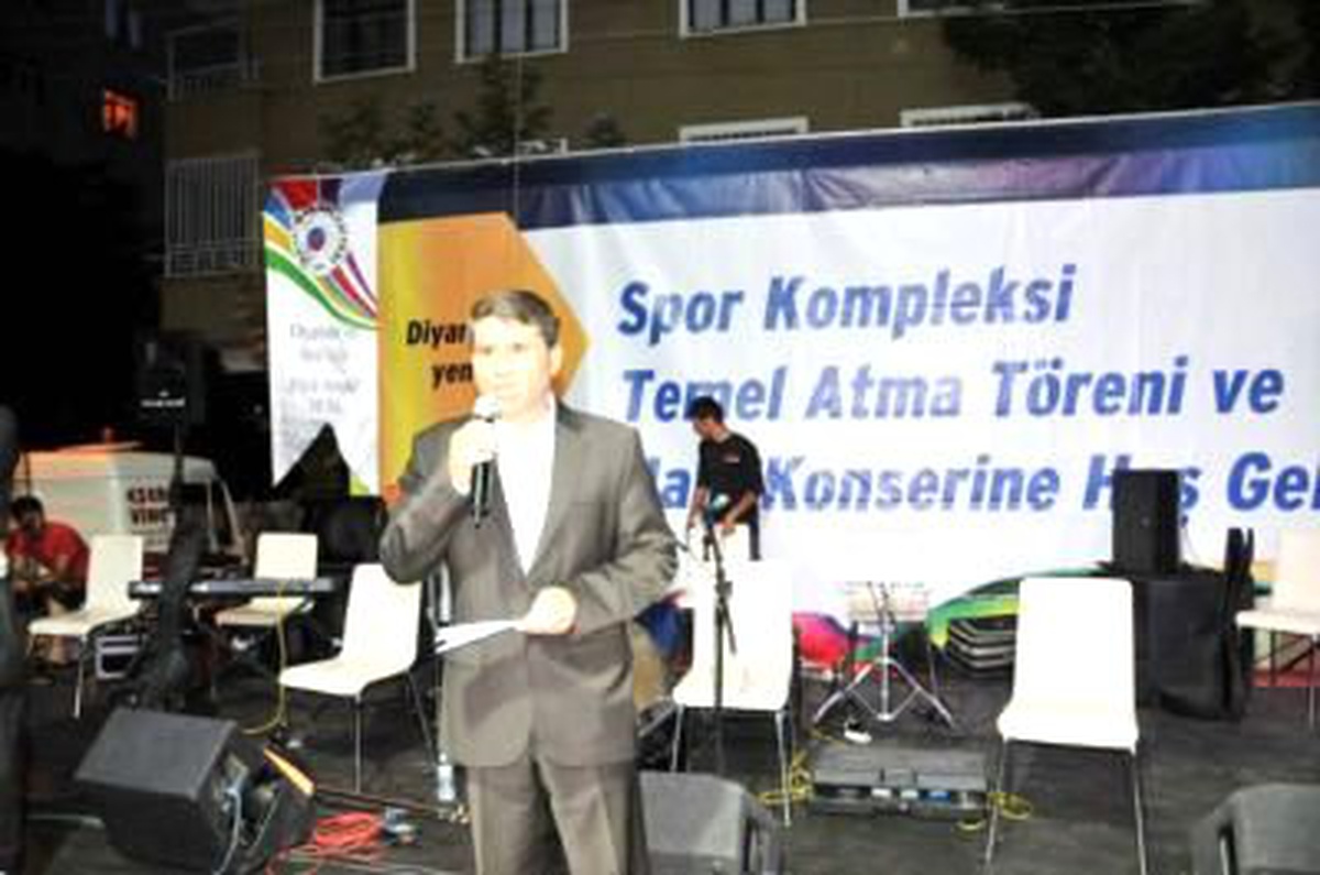 Kayapınar Belediyesi Spor Kompleksi Temeli Atıldı
