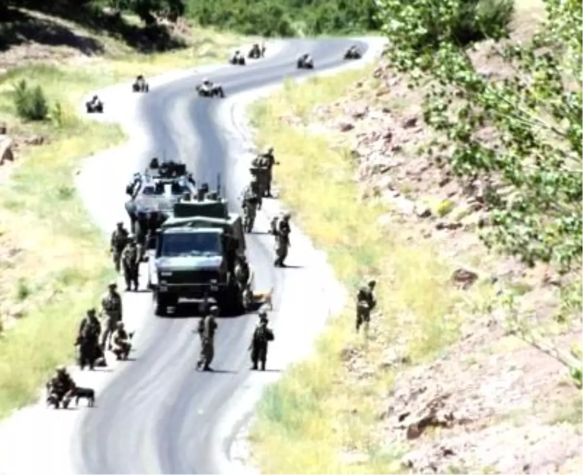 PKK, Tunceli- Ovacık Yolunu Kesti