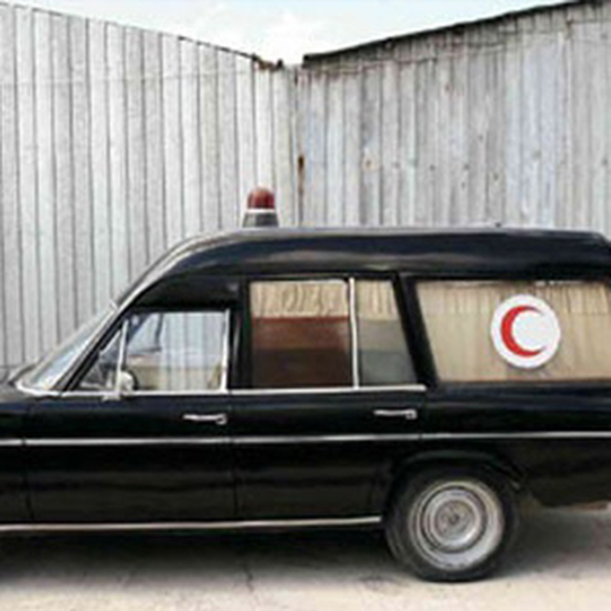 İşte Özal\'ı Taşıyan Ambulans
