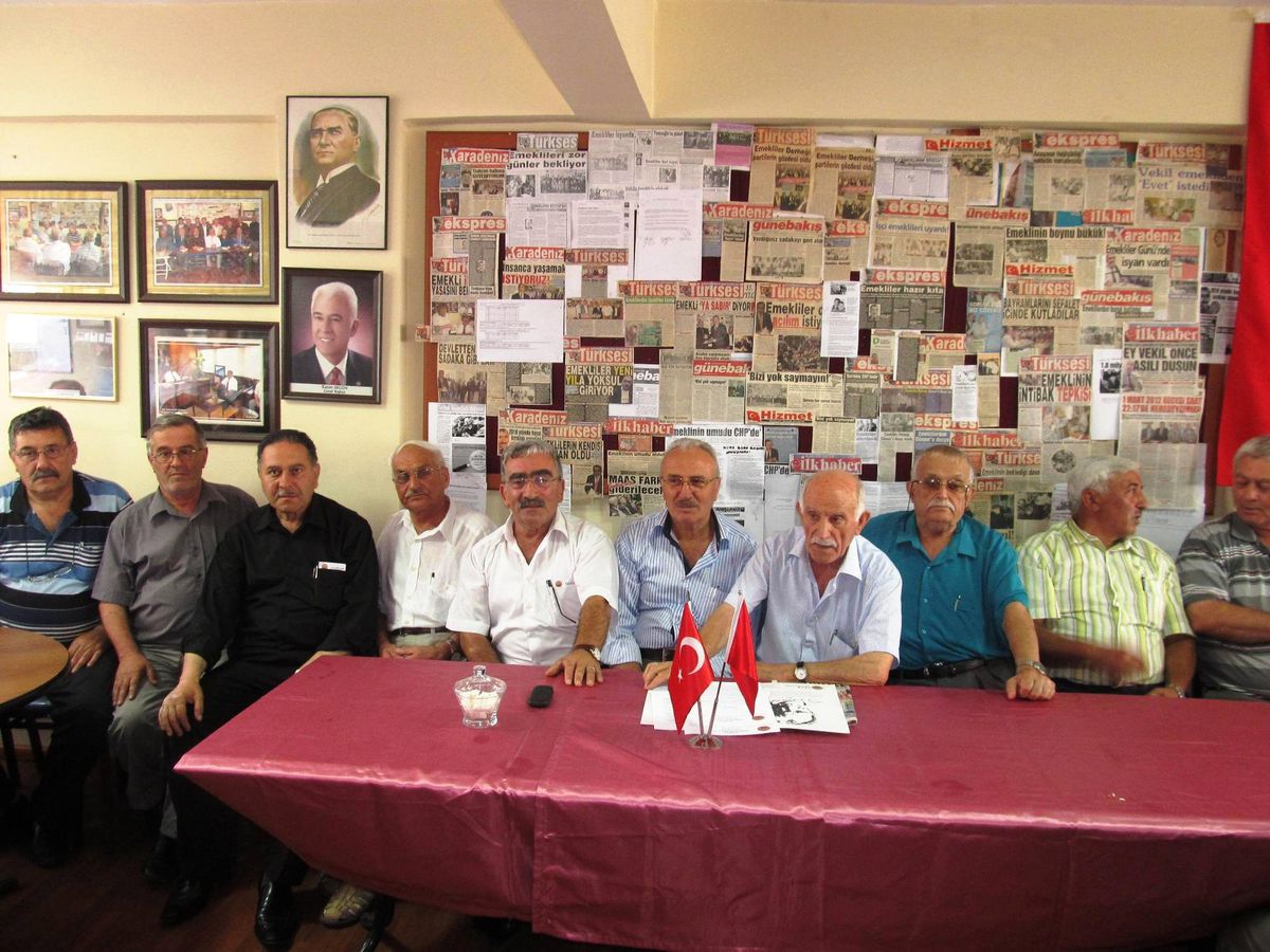 Trabzon\'lu Emekliler Biraraya Geldi