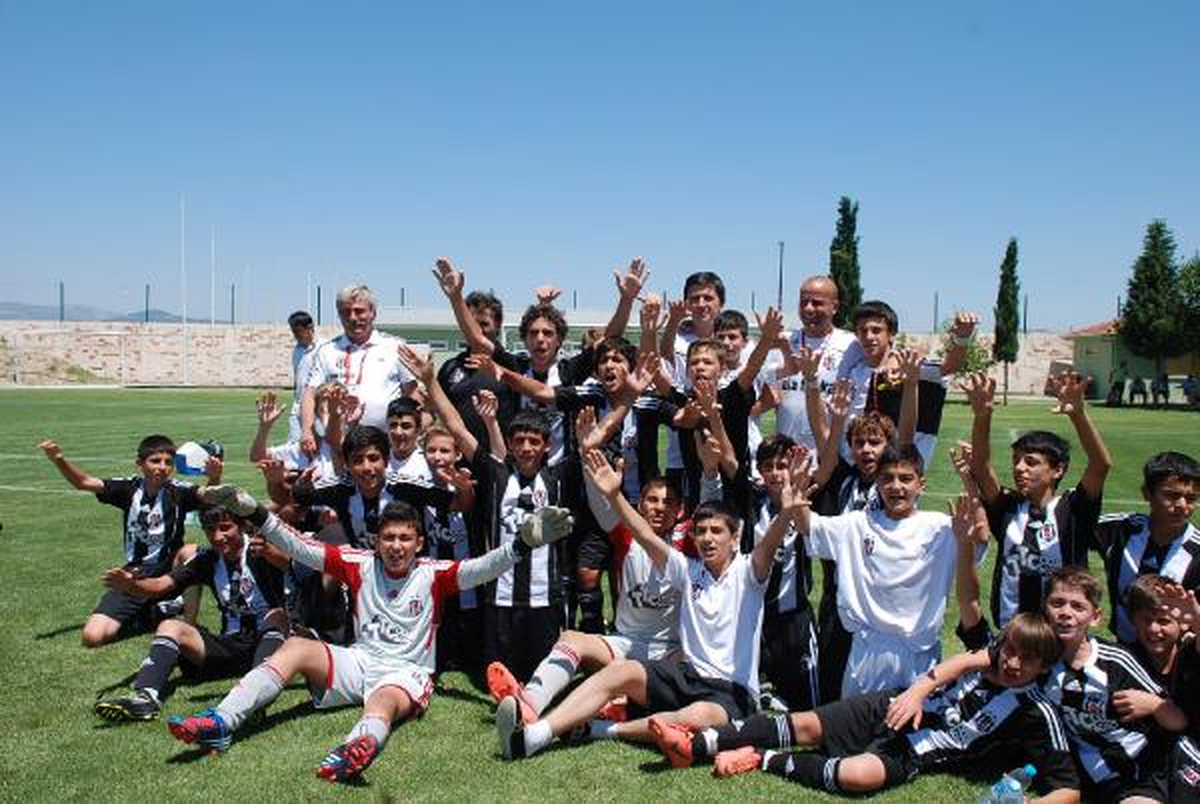 Yavru Kartal Finale Kondu
