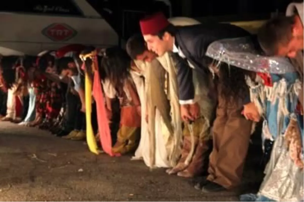 Yedi Kocalı Hürmüz Bünyan\'da İzleyiciyle Buluştu