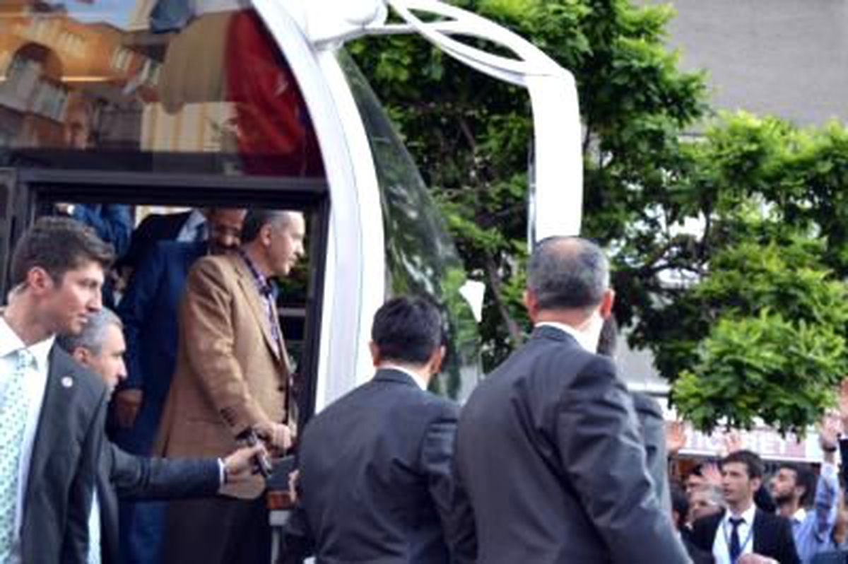 AK Parti Genel Başkanı ve Başbakan Erdoğan Kayseri\'de