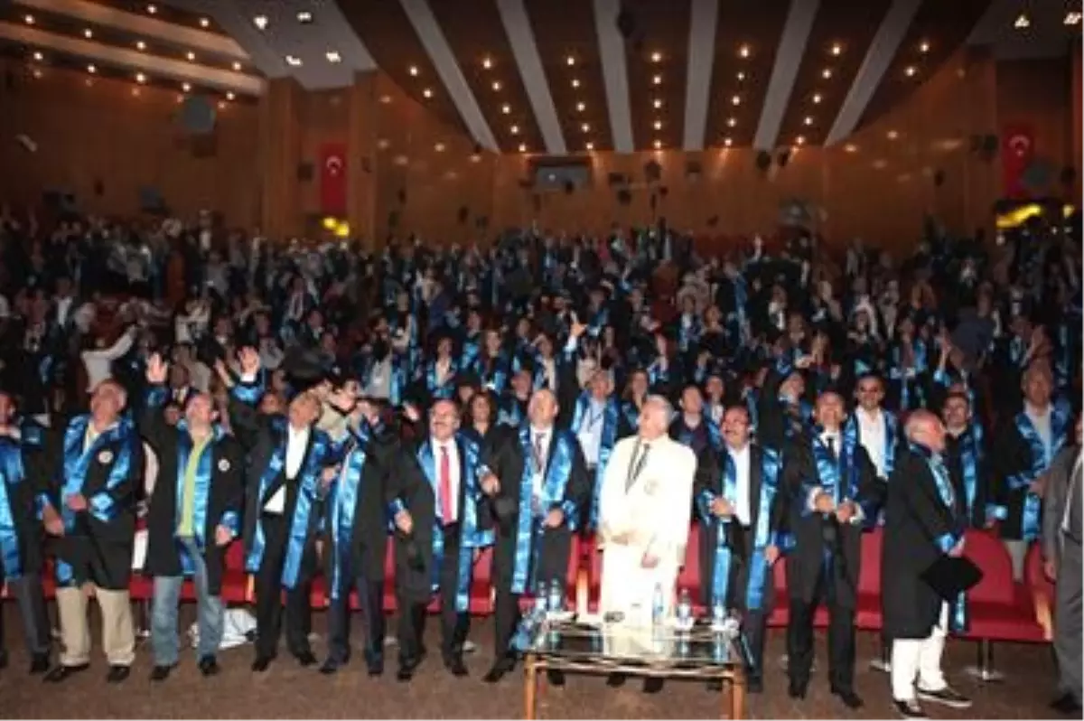 Atatürk Üniversitesi\'nin Eski Mezunları Erzurum\'da Buluştu