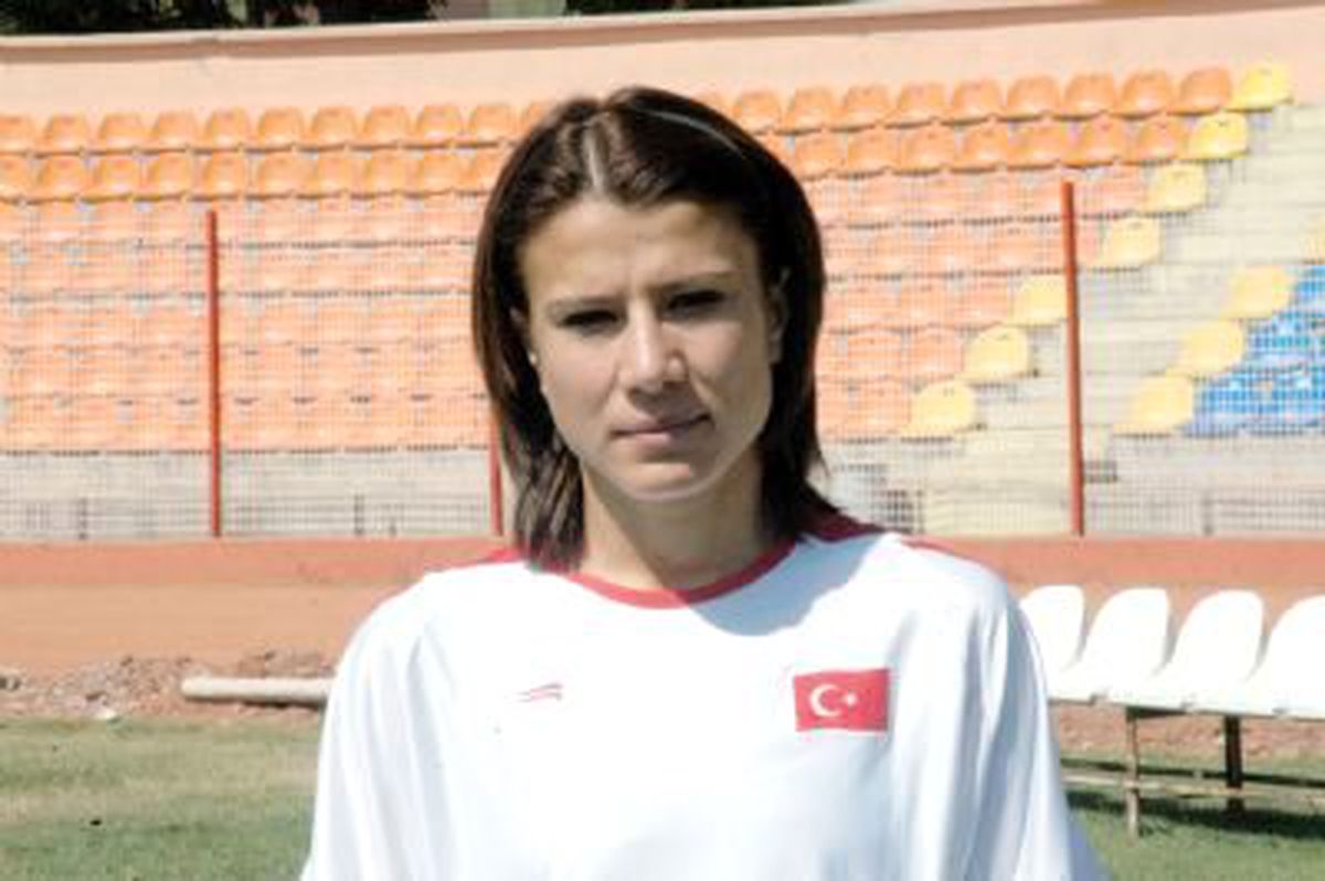 Atletizmde Gurur Kaynağı Olan Gülcan Mıngır\'ın Baba Ocağında Büyük Coşku
