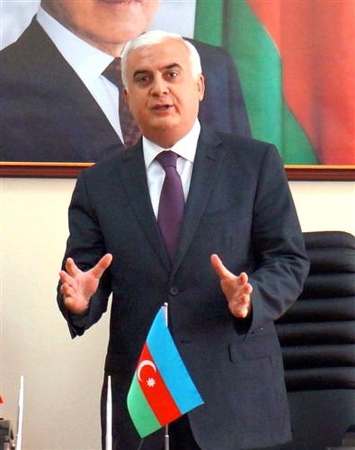 Azeri Bakan\'dan Türk Tarımına Övgü