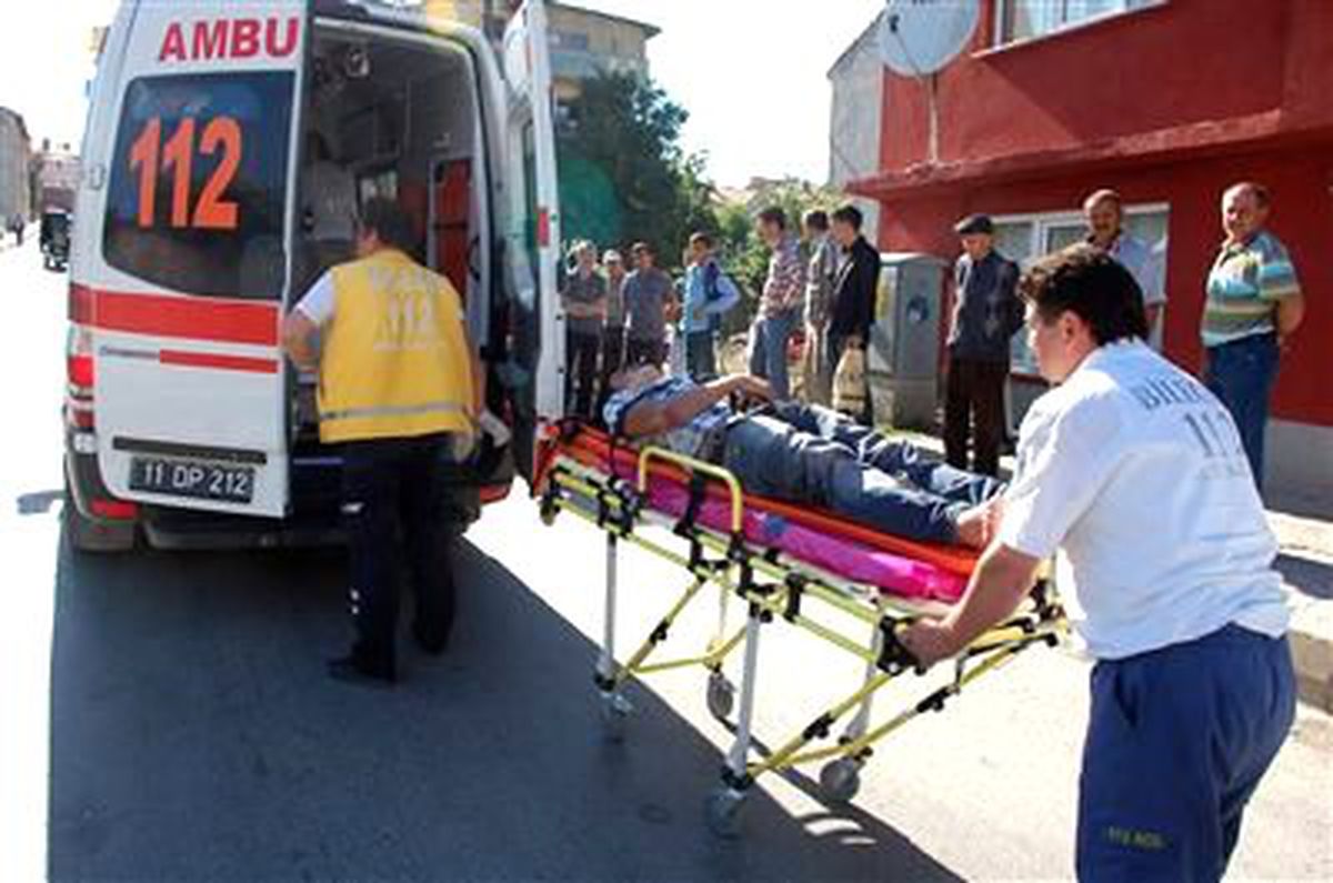 Bozüyük\'te Trafik Kazaları: 10 Yaralı