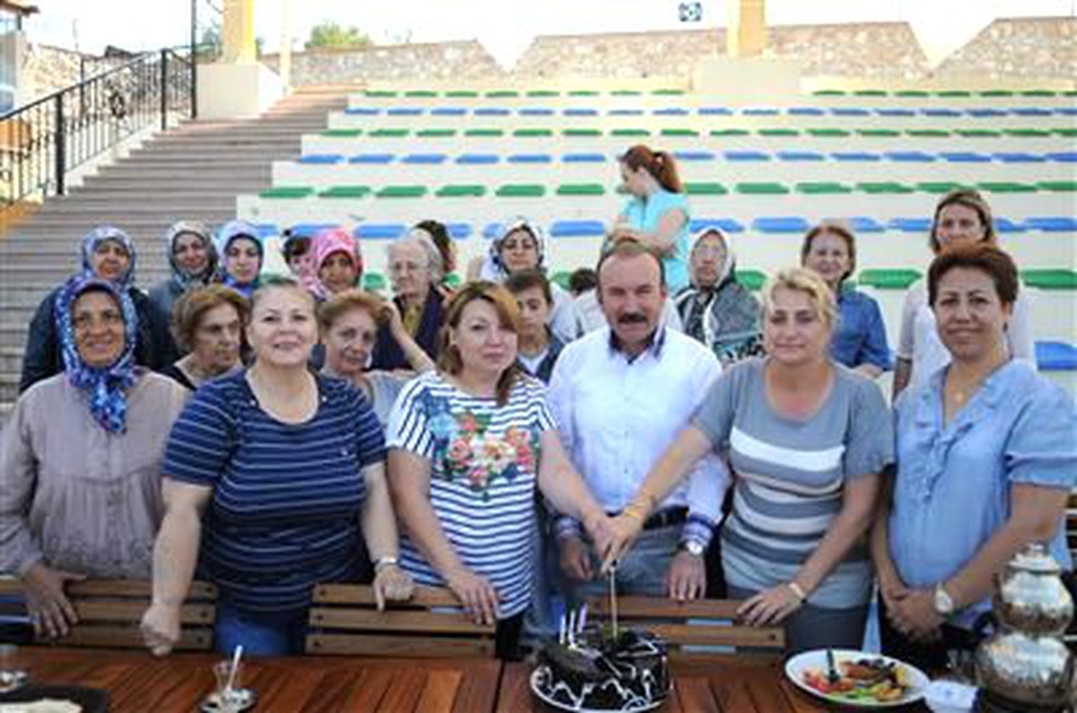 Cumhuriyetli Kadınlar Doğan\'la Buluştu