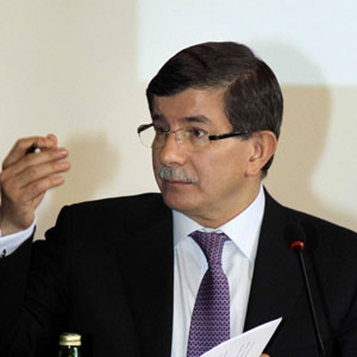 Davutoğlu, Suriye Muhalefetine Birlik Çağrısında Bulundu