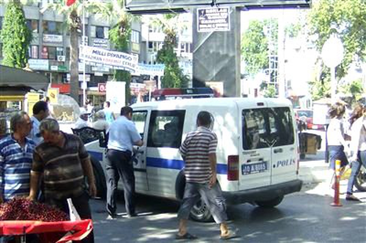 Esnaf Sahte Para Yüzünden Karakolluk Oldu