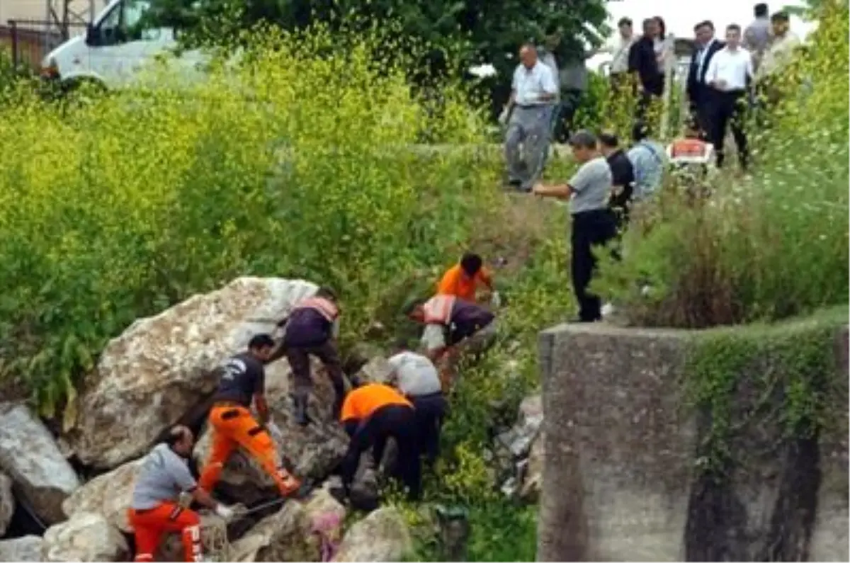 Halıya Sarılı Cesetle İlgili Bir Tutuklama