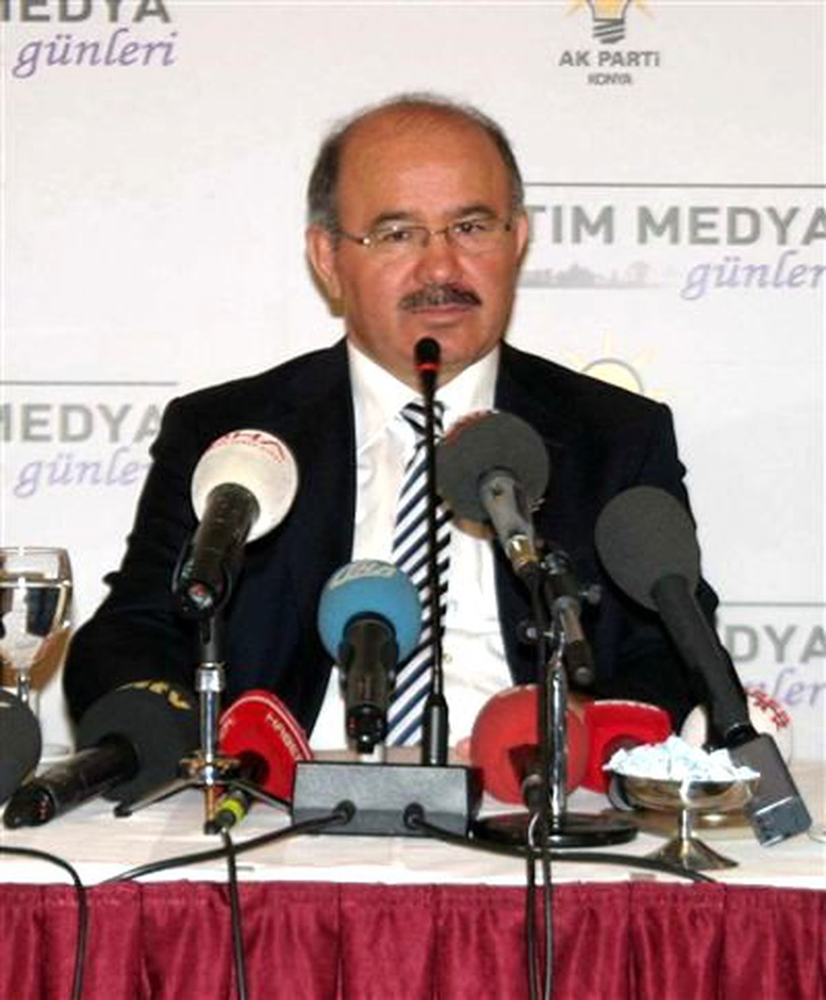 Hüseyin Çelik, Leyla Zana\'nın Açıklamalarını Değerlendirdi