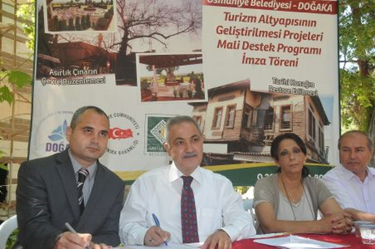 İki Restorasyon Projesi İçin İmzalar Atıldı