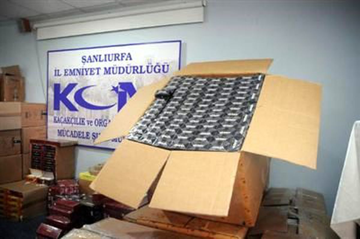 Kargo Kolisinde Kaçak Sigara Sevkiyatı