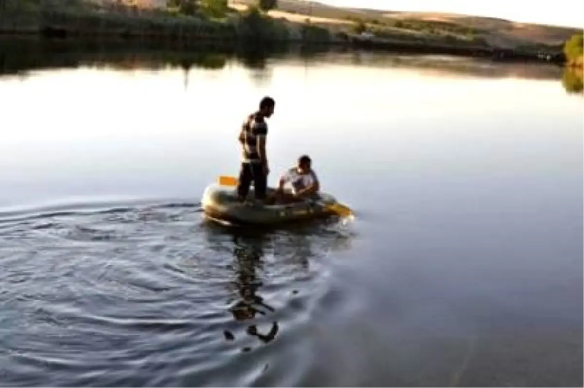 Fırat Nehri Anne ve Kızına Mezar Oldu