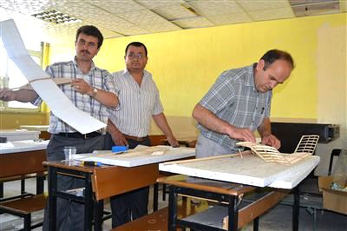 Saruhanlı\'da Model Uçak Kursu Eğitimi Veriliyor