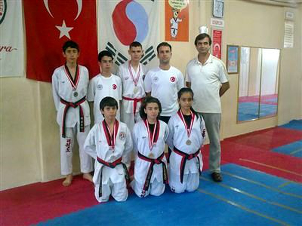 Somalı Yıldızlardan Taekwondo\'da Büyük Başarı