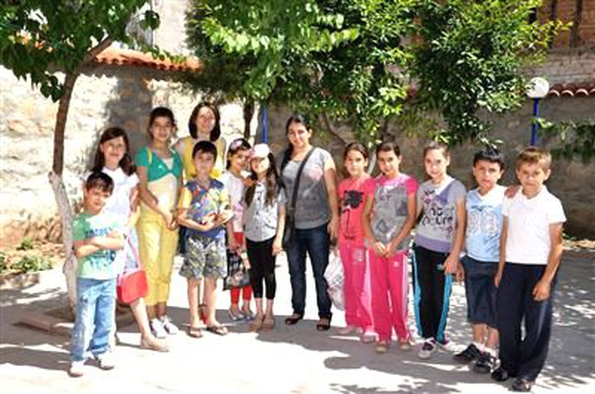 Tegv\'de Eğitim Gören Öğrenciler Tarihi Evleri Gezdi