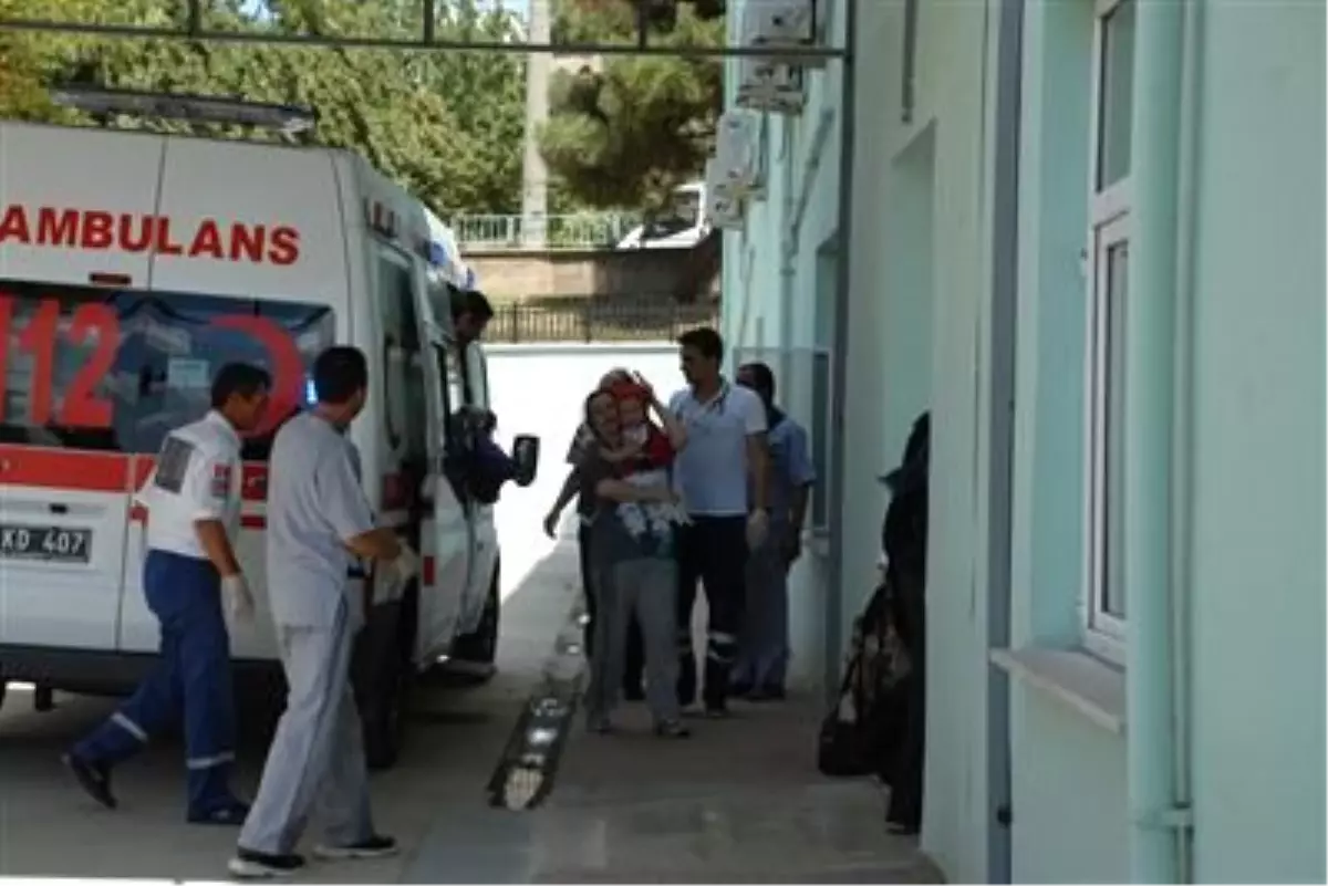 Traktör Kazaya Sebebiyet Verdi 3 Yaralı